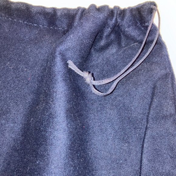 Prada Navy Blue Dust 15x9 - Picture 5 of 5